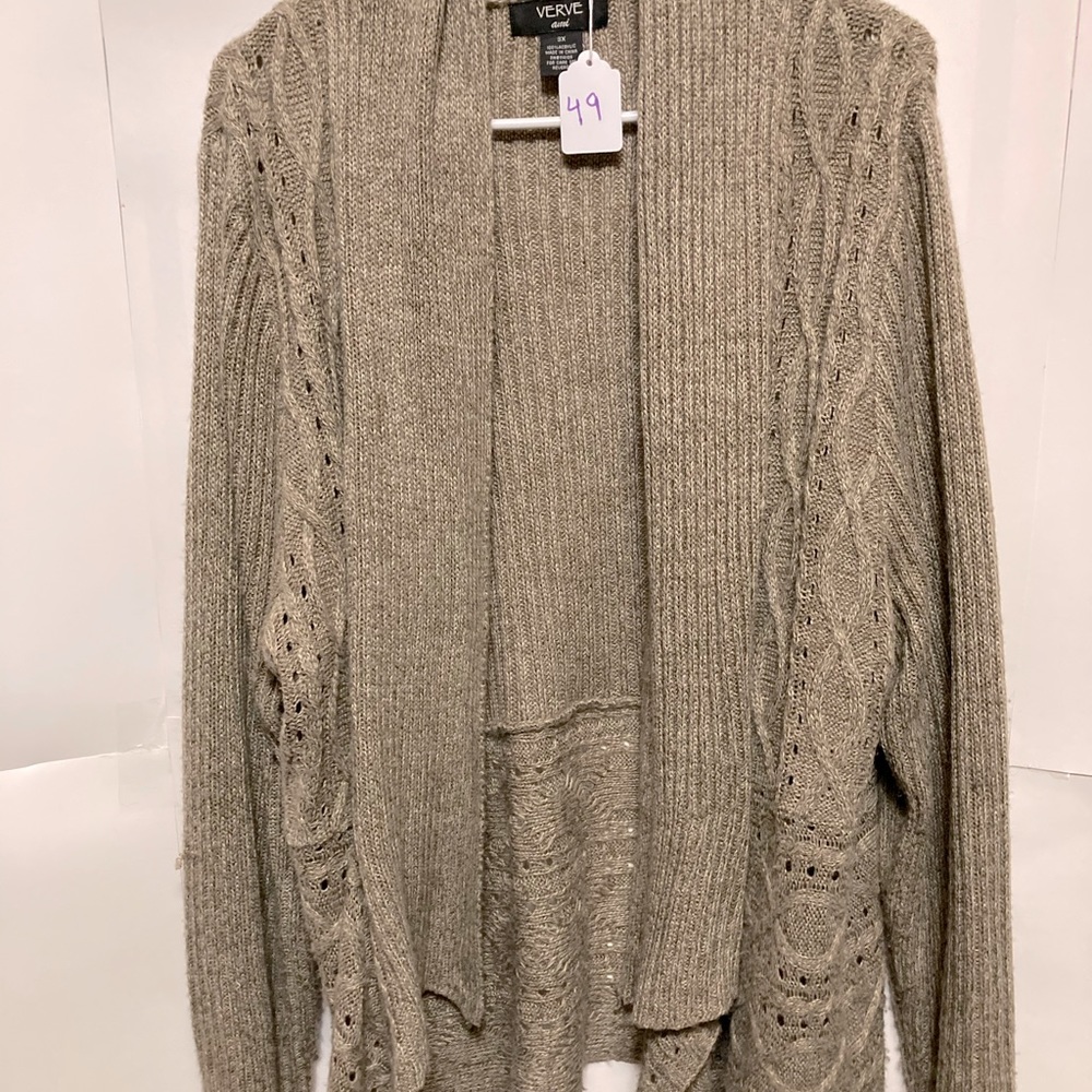 Tan knit long sleeve cardigan 3x Verve Ami